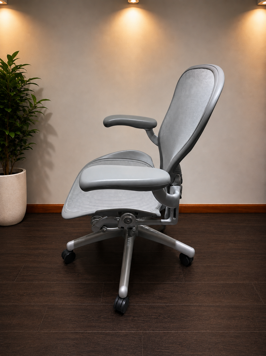 Silla Aeron Herman Miller Talle B Color Beige - Imagen 2